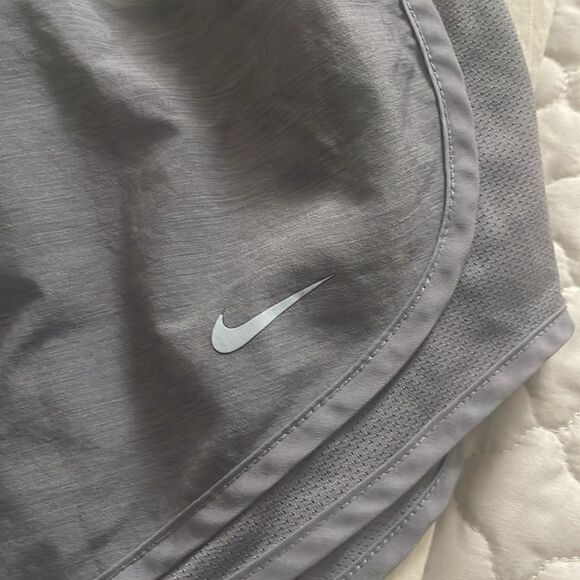 Nike Tempo Lined Running Shorts - Picture 2 of 6